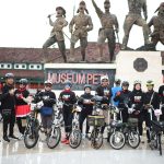 Brompton Mengaspal di Kota Blitar