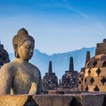 Hari Raya Waisak: Makna, Sejarah, dan Tradisi dalam Perayaan Agama Buddha