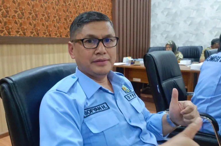 Wakil Ketua Komisi D DPRD Tulungagung, Sofyan Heryanto, S.E.,(foto by Pandhu).