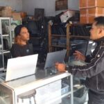 KUR BRI Tulungagung Bantu Ahmad Kembangkan Usaha Laptop dan Komputer